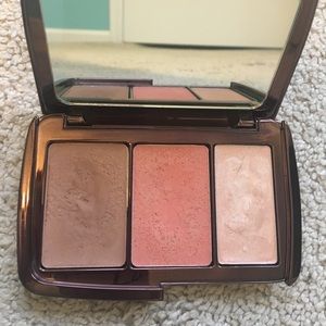 Hourglass Illume Sheer Color Trio Palette